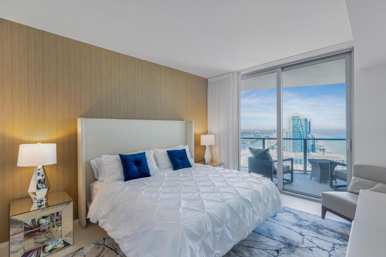 The Ultimate Resort - Beachfront 2 Bedroom Apartment With Direct Ocean View, Rooftop Pool, Hot Tub And Gym Hollywood Exteriör bild