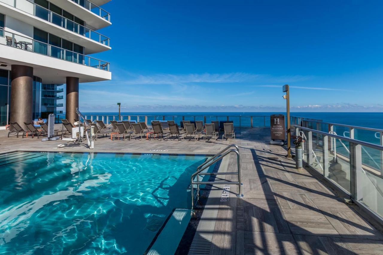 The Ultimate Resort - Beachfront 2 Bedroom Apartment With Direct Ocean View, Rooftop Pool, Hot Tub And Gym Hollywood Exteriör bild