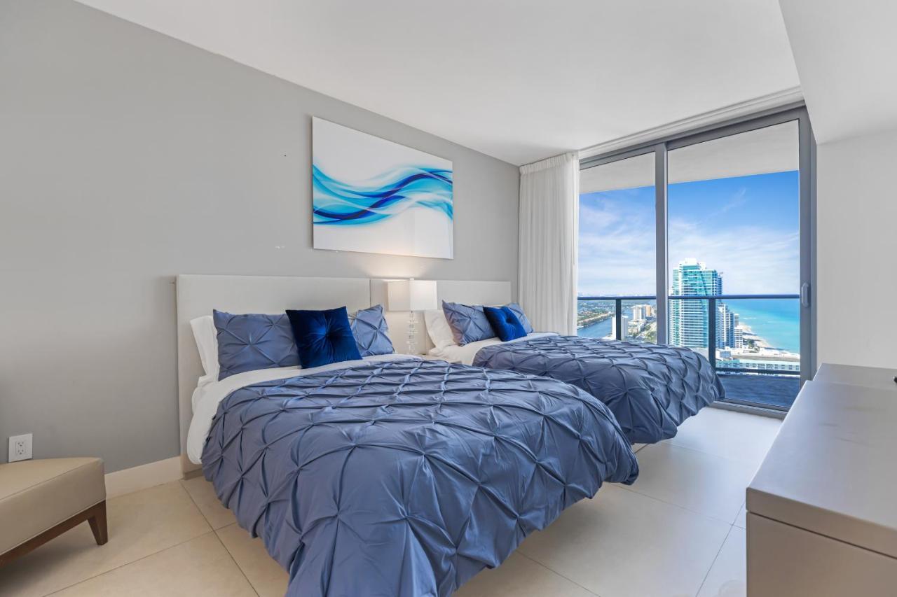 The Ultimate Resort - Beachfront 2 Bedroom Apartment With Direct Ocean View, Rooftop Pool, Hot Tub And Gym Hollywood Exteriör bild